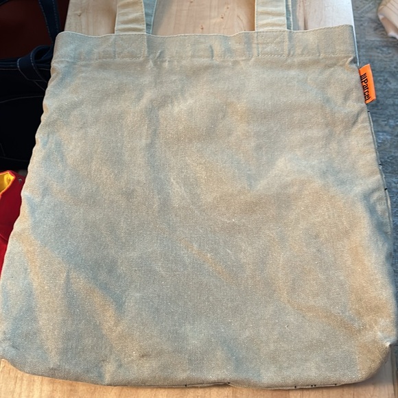 PARCEL Heavy Canvas Matryoshka Runk Nesting Dolls Bag -Pocket s & Key Loop - Picture 3 of 7